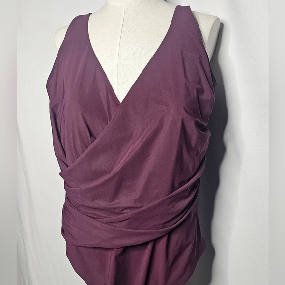 L. L. Bean Swimsuit - Picture 4 of 6